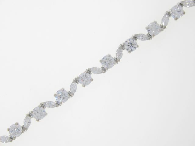 14KWG DIAMOND FANCY LINE BRACELET