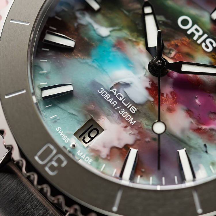 Aquis Date Upcycle (41.5mm)