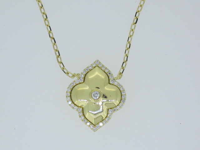 18KYG 0.22CT GH VS/SI CLOVER PENDANT