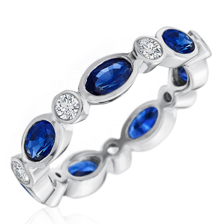 18k White Gold Diamond Sapphire Ring