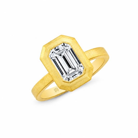 18KYG EC=1.58CT L VS1 SATIN BEZEL SOLITAIRE RING SZ6.5