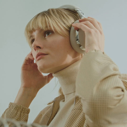 Montblanc MB 01 Over-Ear Headphones Grey