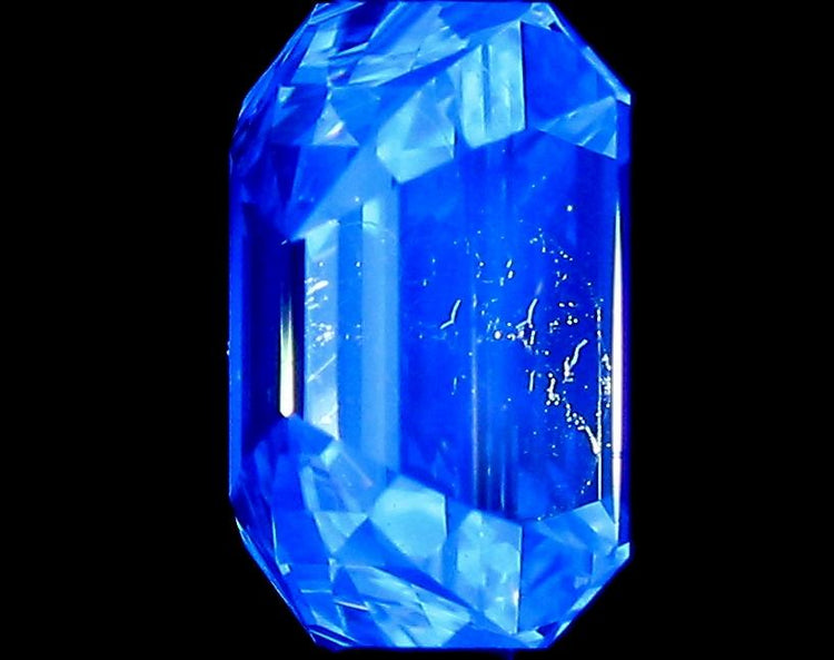 0.72 Carat H VS1 Emerald Diamond - SCHAC- Diamond Cellar