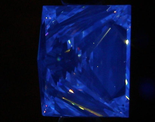 0.73 Carat H VS2 Princess Cut Diamond - STORE- Diamond Cellar