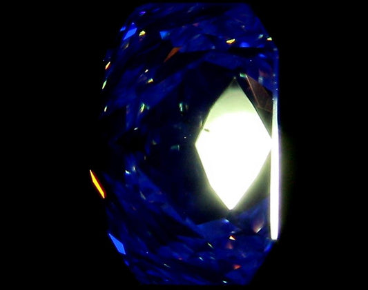 0.92 Carat H VS2 Radiant Diamond - SCHAC- Diamond Cellar