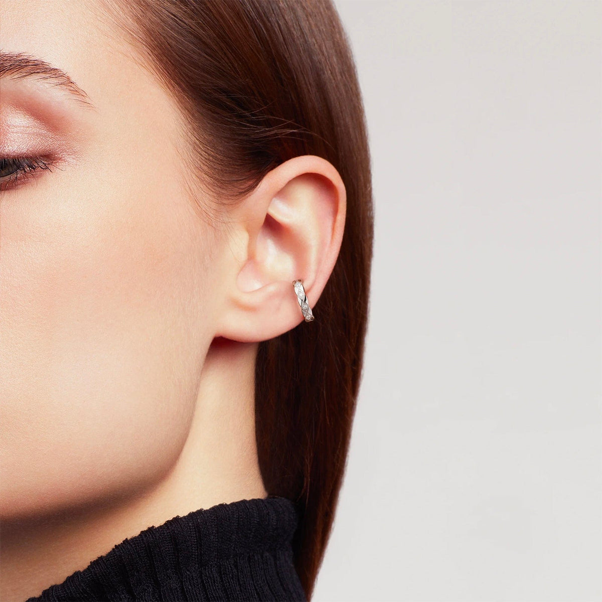 Chanel crush earrings Clearance